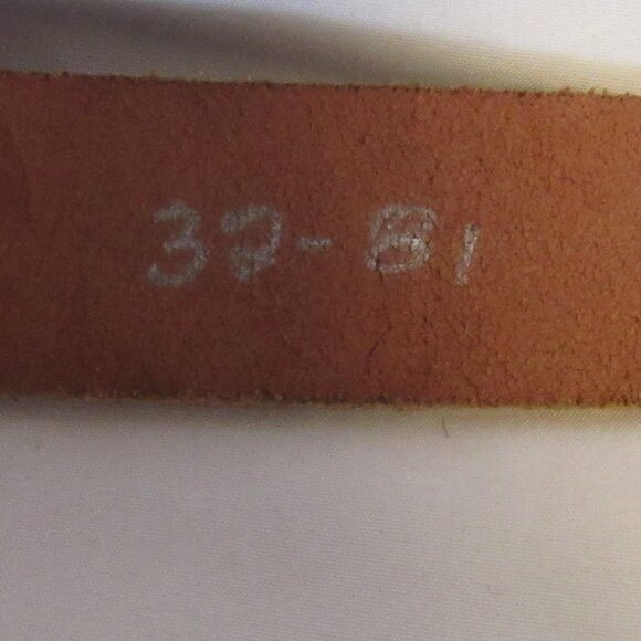 Century Canada Southwestern Style Leather and Beaded Belt, Size 35" J893 - Picture 9 of 9